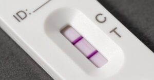 Positive covid test picture: Best high-quality stock photos and images